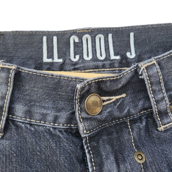 LL Cool J Mens Fading and Whiskering Black Denim Jeans, Size 30x32 Cotton - Picture 2 of 8